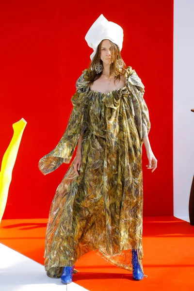 Look 52